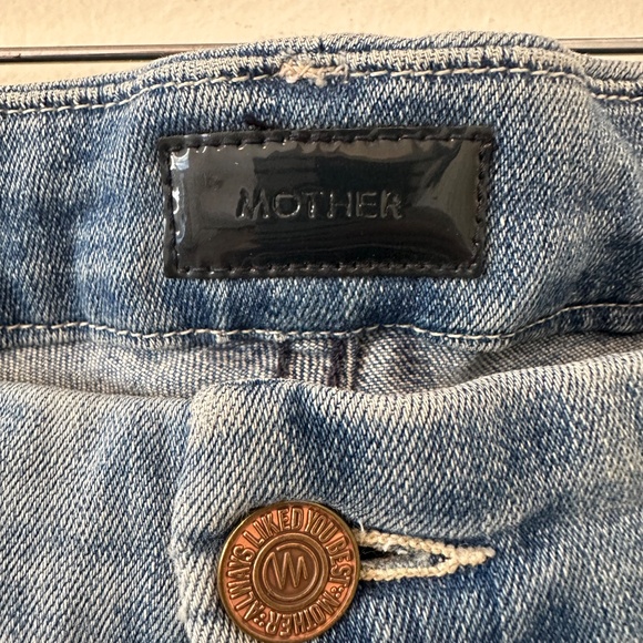 Mother The Looker Ankle Step Fray in Where There's Smoke | Size 31 - Picture 10 of 16